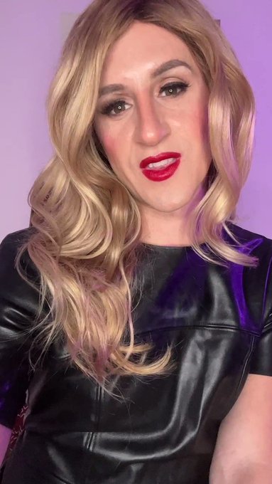 So much gay sex, so little time https://t.co/NGRmvv3vQ2