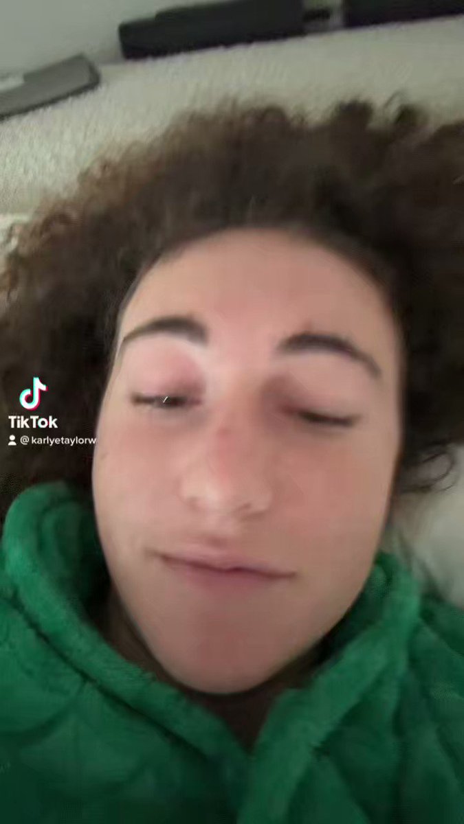 Karlye Taylor on Twitter "Please watch these 😂"