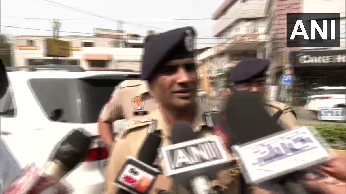 #WATCH | He was chased by police for about 20-25 kms but he managed to escape. W… #WATCH | He was chased by police for about 20-25 kms but he managed to escape. W…