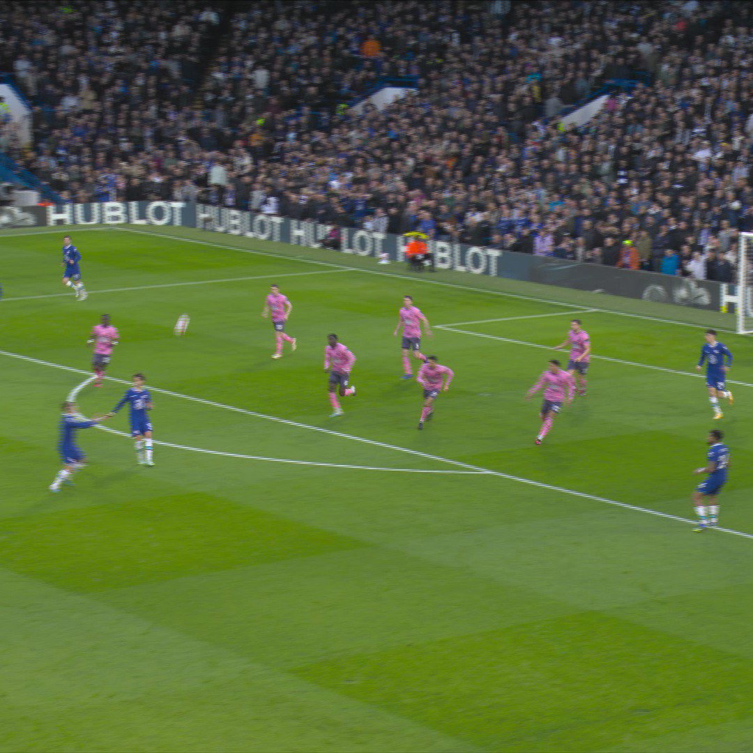 chelsea-fc-on-twitter-enzo-in-the-middle-https-t-co-rotqgzw12u