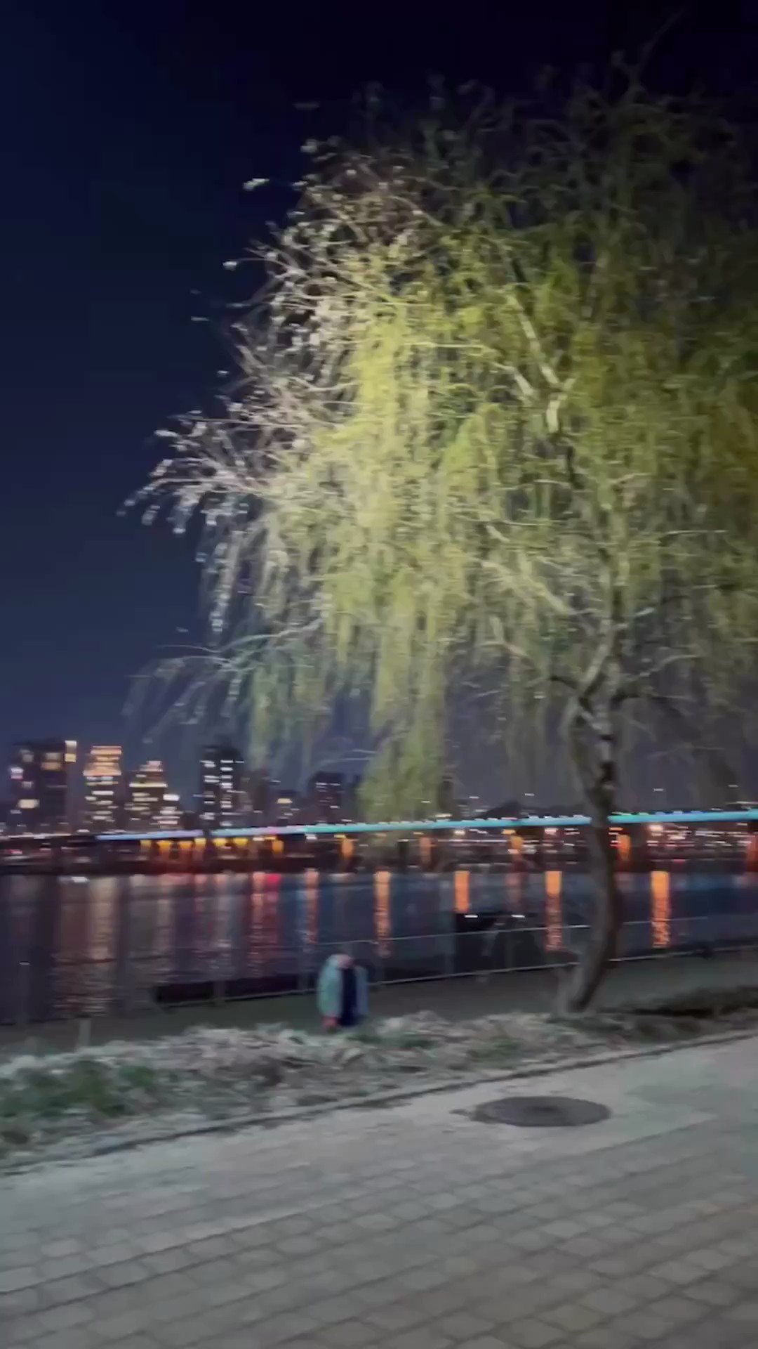 [閒聊] 跳J-hope'On The Street'挑戰的THE BOYZ善旴