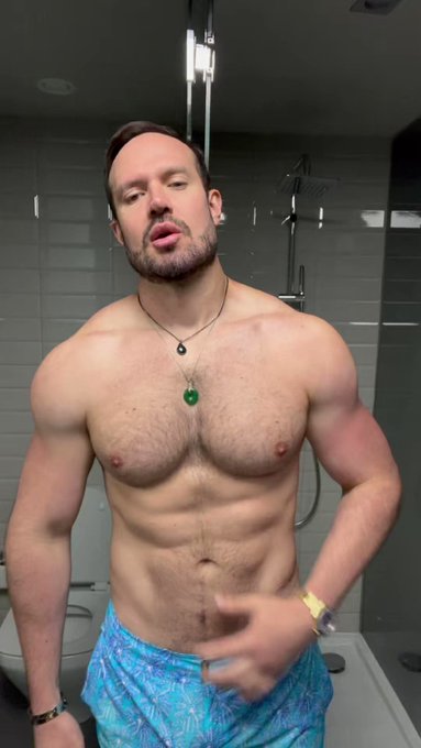 Enjoy all vídeo in my onlyfans 
https://t.co/Zl0tzkm6kC 

New videos shorts everyday 
2 times per week