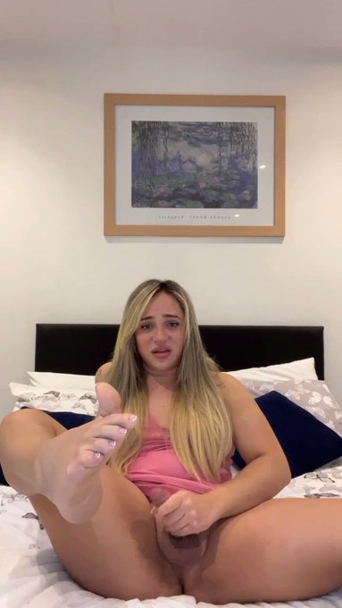 Woooow, I record this video for my sugar daddy, and he loves…
And u, what u think about?

Full version