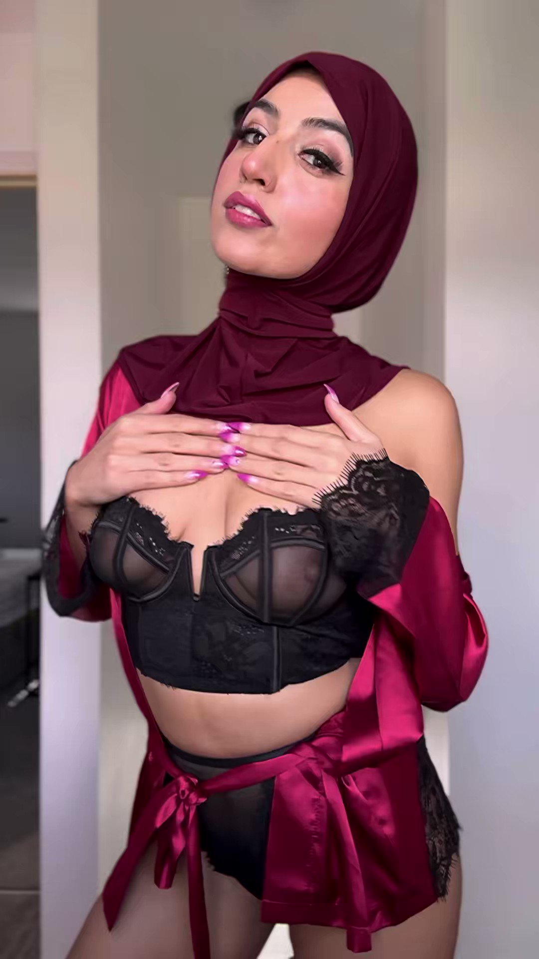 Türbanlı melek ifşa nude tango