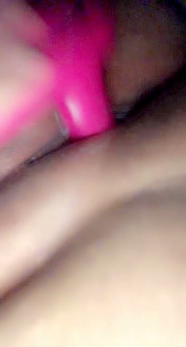 Come lick me up ?😏🤤 #AdultWork #amateurporn #ass #chubby #nsfw #twerk #premiumsnapchat #sellingnudes
