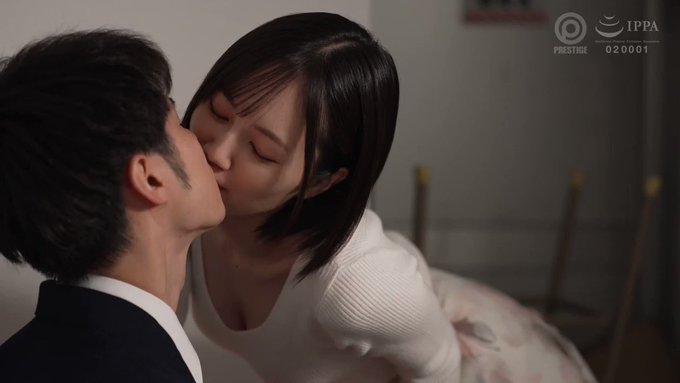 ✨公式サンプル長編✨

涼森れむ さん💕最新作
人目を盗んで校内で淫らな行為を… https://t.co/57jnmpge6i