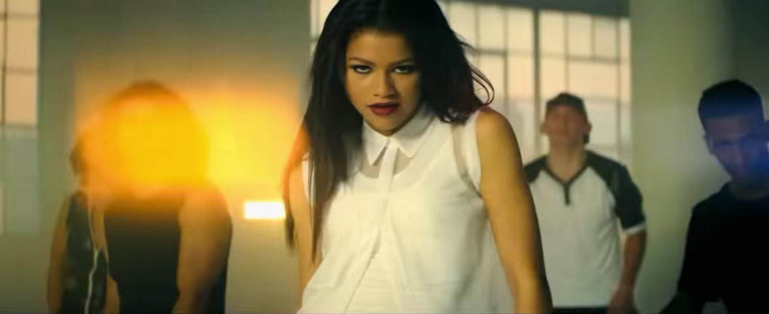 𝗱𝗮𝗻𝗻𝘆🫧💚 on Twitter: "OH ZENDAYA THE PERFORMER IS BACK WE WON😭😭😭😭😭 https