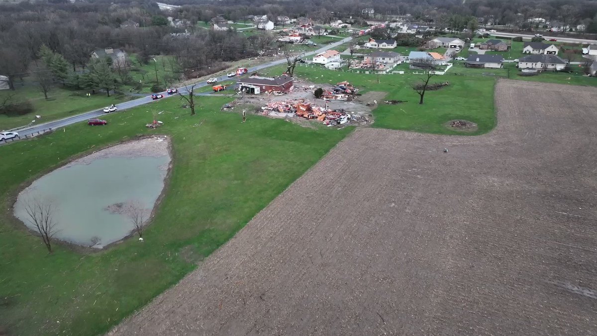 Lee White on Twitter "RT ReedTimmerAccu Significant tornado damage