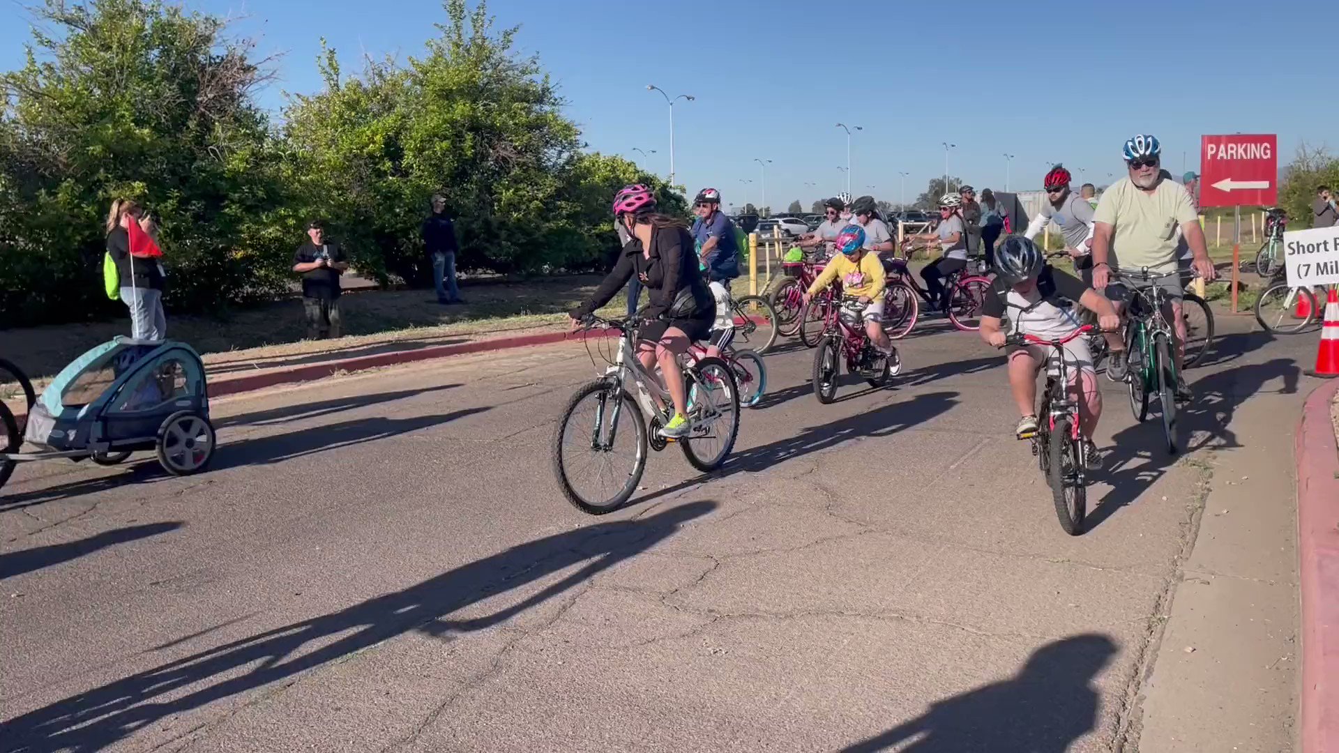 City of Glendale, AZ on Twitter "Hundreds of bicyclists gathered at