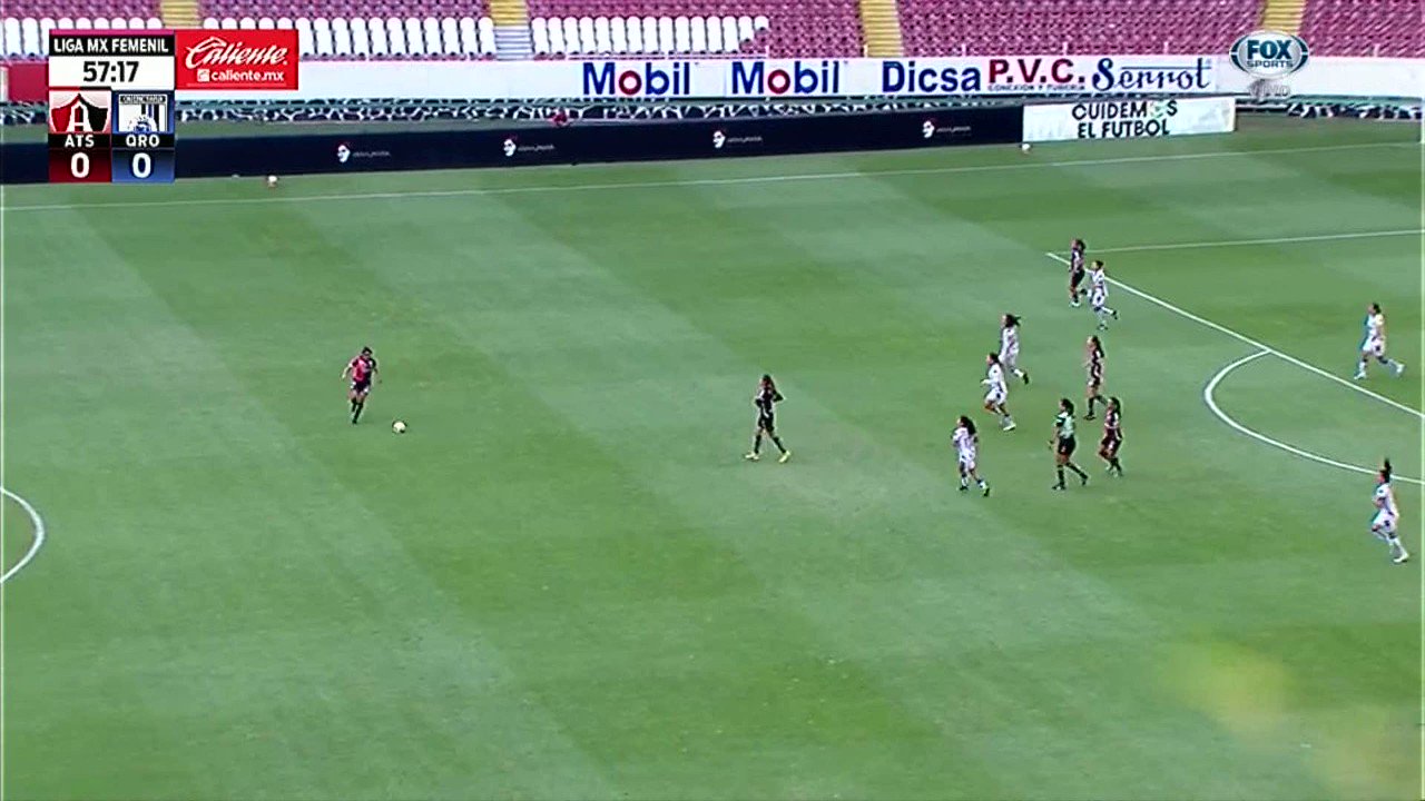 ¡¡¡G⚽LAZO!!!

Fabi Ibarra desde fuera del área, aprovechó los espacios y mandó el balón a las redes de esta manera.🥵 

#VamosPorEllas👊🏼 | 📹#NoTeLoPierdas”