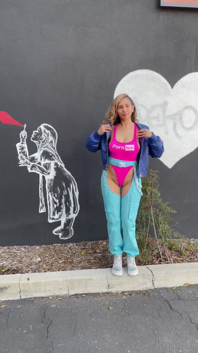 Banksie’s pics and videos