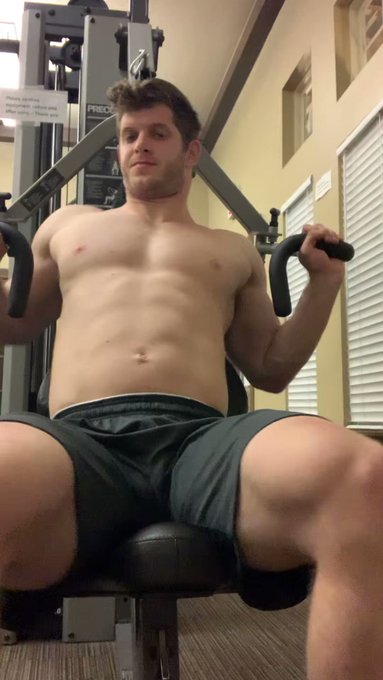 Bring me a towel or be my towel? https://t.co/pDPrHmKPSl
