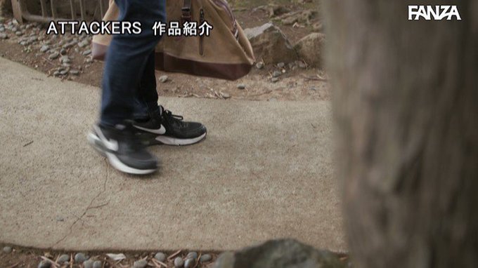 数年ぶりに地元に帰ってきた僕は、憧れの兄嫁さんと汗だくになりながらハメまくった。 白峰ミウ https://t.co/Dt04UKR2JS
