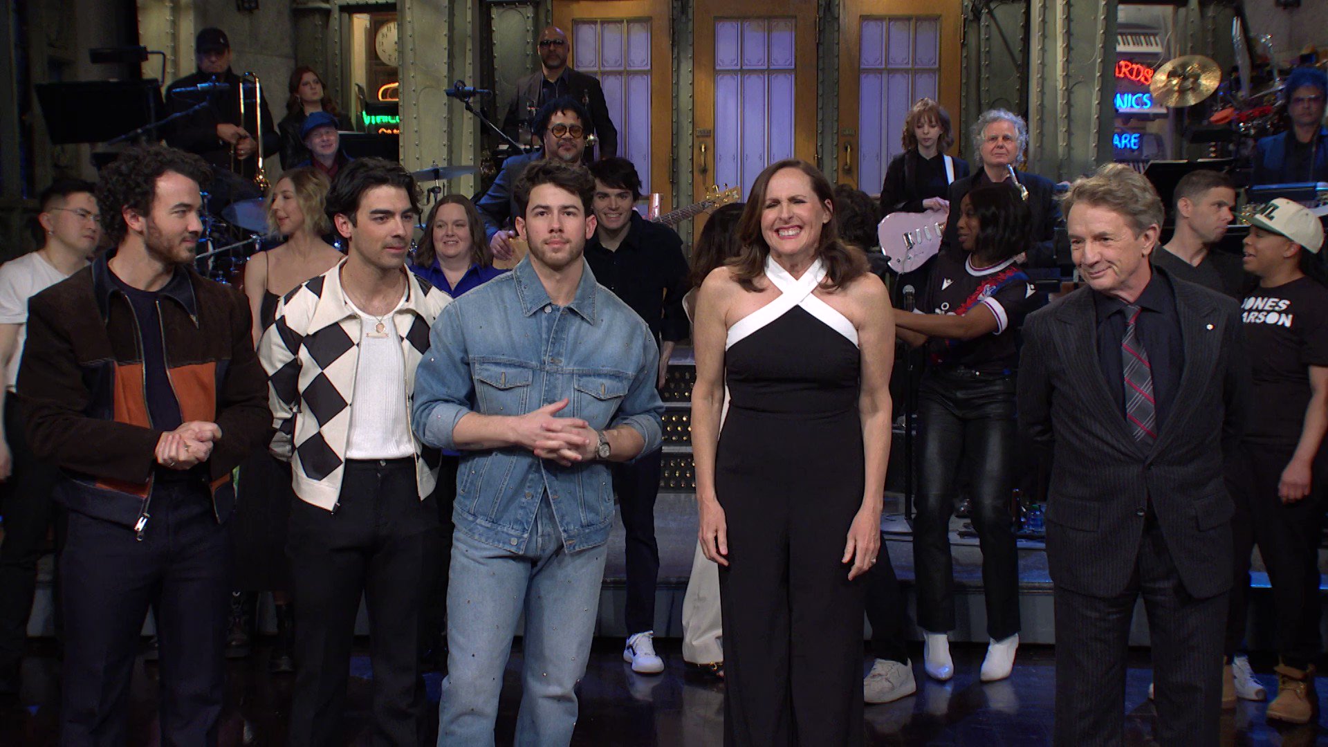 Jonas Brothers.ᴿᴾ (RPJonasBrothers) / Twitter