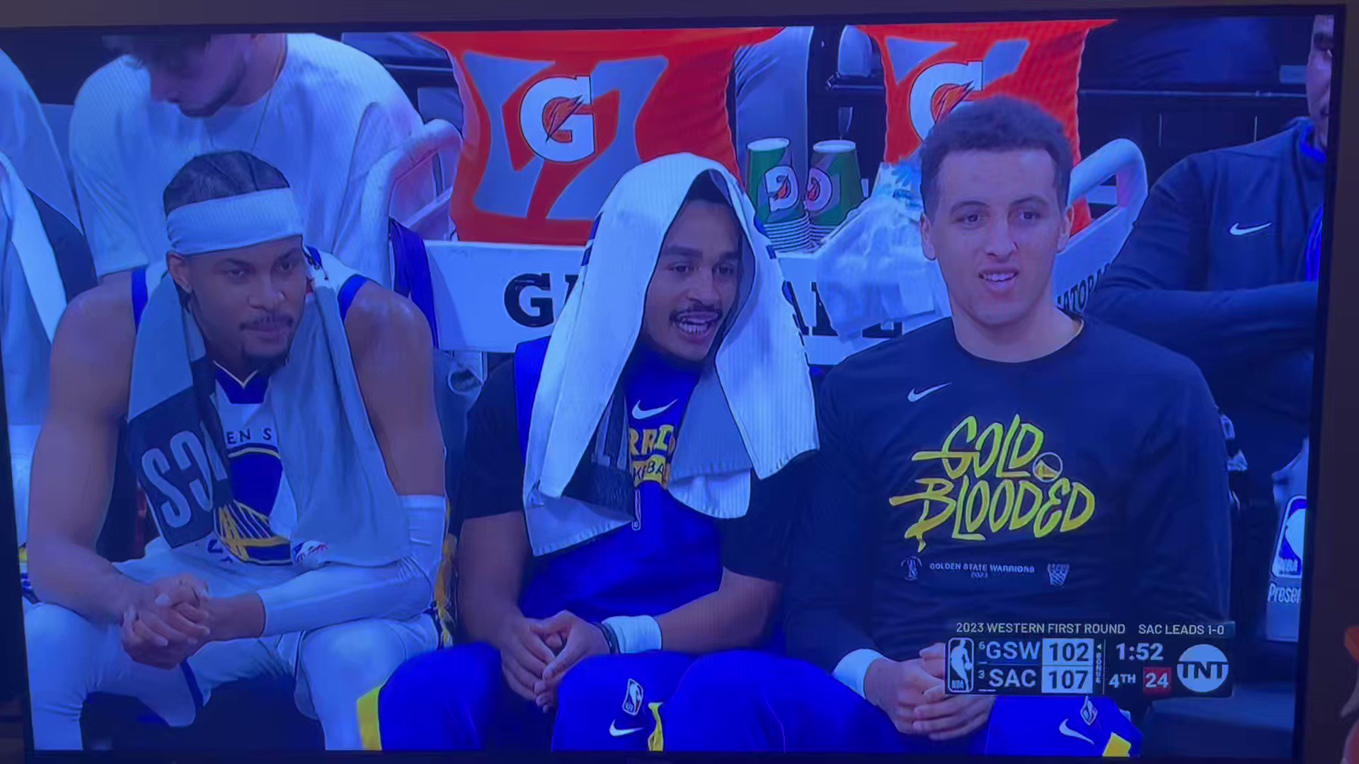 [情報] Poole在球隊準備0-2時在板凳席的心情好