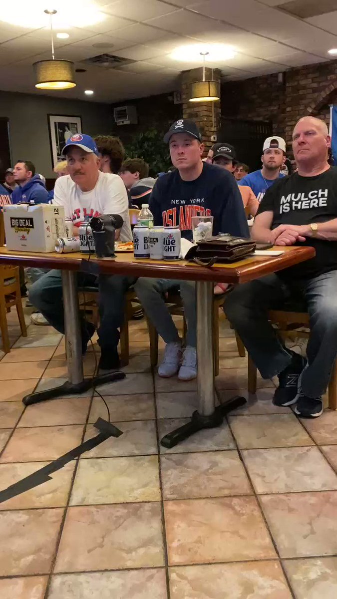 Barstool Sports on Twitter "ISLANDERS LEAD. BORRELLI’S IS BUZZING