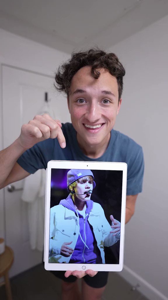 Акции подписчикам канала в телеграмм. Дабл тап шастун. Дабл тап шастун. Scam idle. Даблтап.