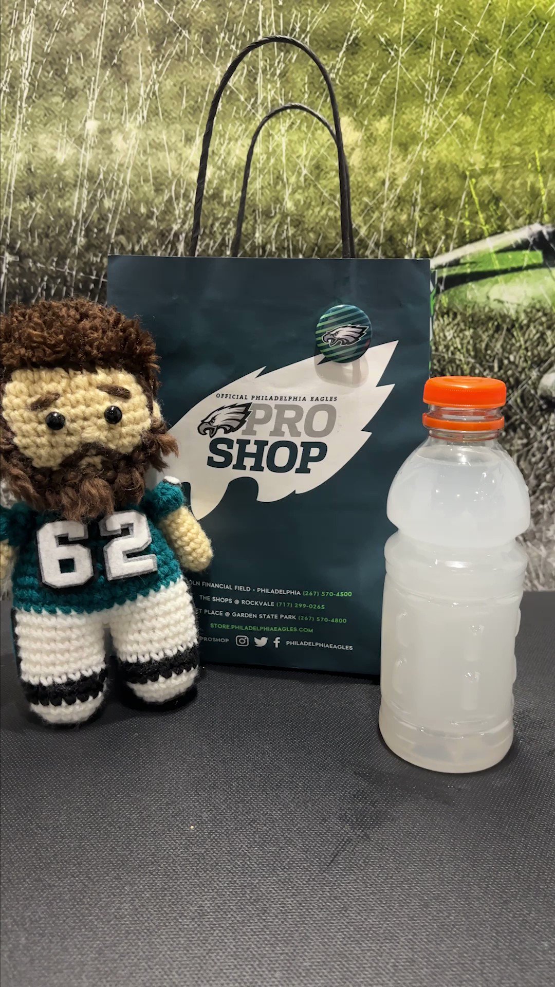 Philadelphia Eagles on X: '25 bottle caps + an @EaglesProShop visit = an  #EarthWeek discount @braskem