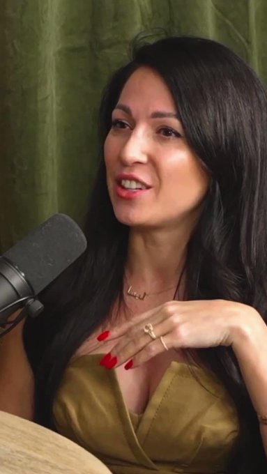 A very special in person episode of Chatting with Candice with the lovely Elisha Covey https://t.co/<a href="/tag/starlink"class="tags"><span>#starlink</span></a>