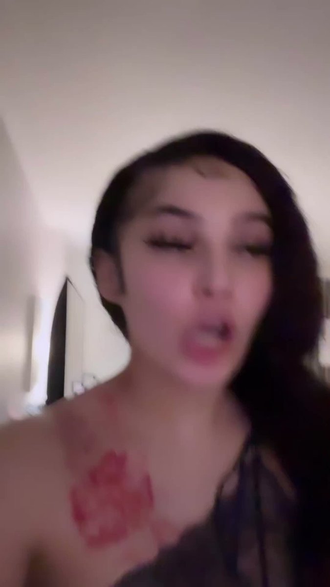 ΛSTRΛ on Twitter She didnt need to say a thing Especially since 61425 | Hot  Sex Picture