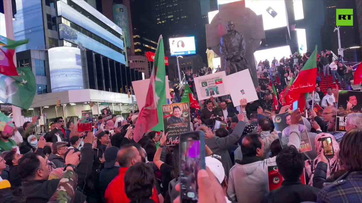 RT on Twitter "Hundreds in New York protest against arrest of ex
