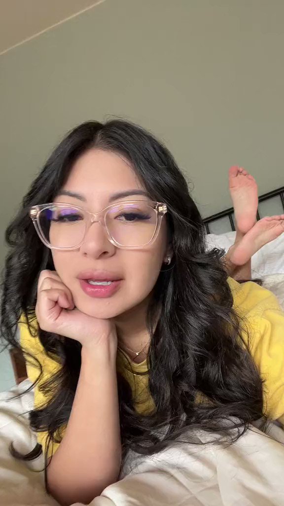 Cami Strella on Twitter "ONLY GOOD BOYS CAN WATCH THIS! rt if you’re a