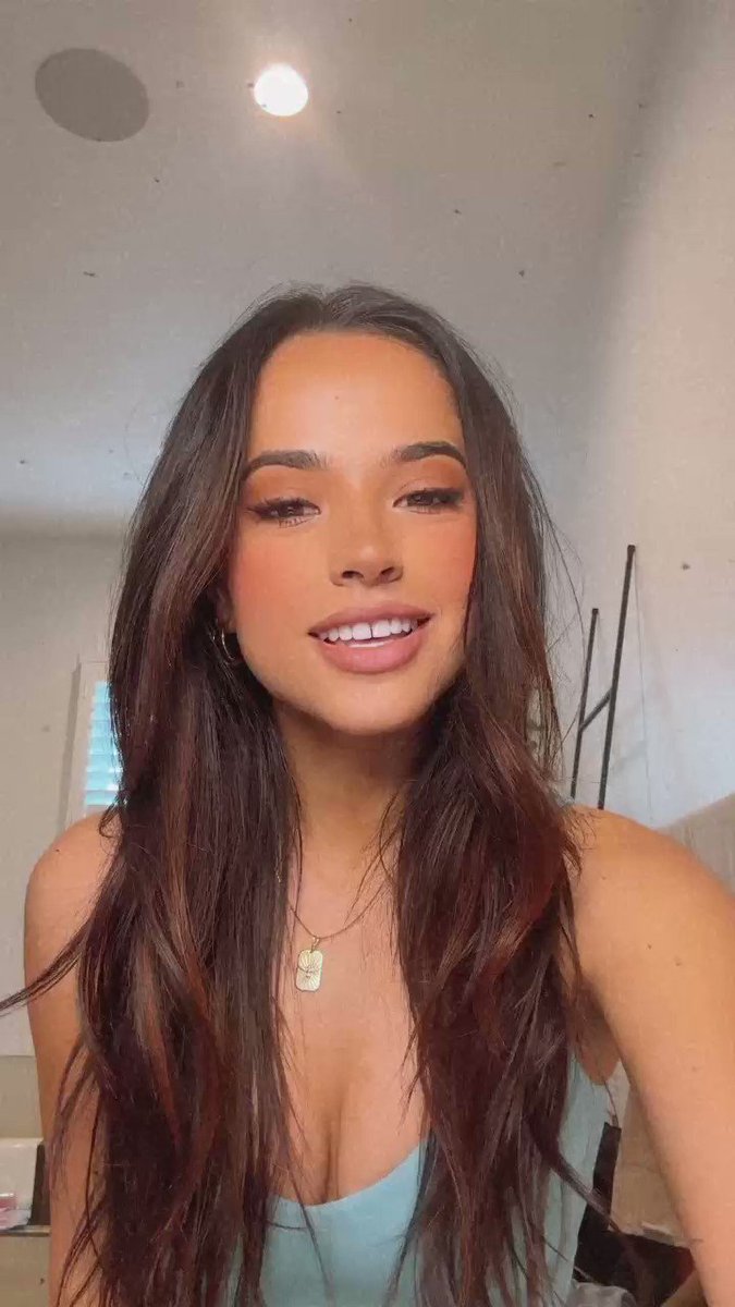 Becky G on Twitter: "MI CASA, TU CASA TOUR TICKETS ARE ON SALE NOW 🫶🏽💙