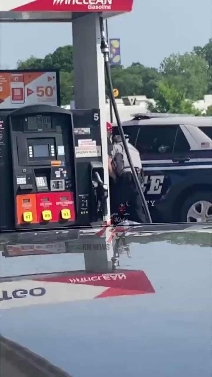 News Alphas on Twitter "🚨 Video ️ Police shoot Brandon Lemagne during