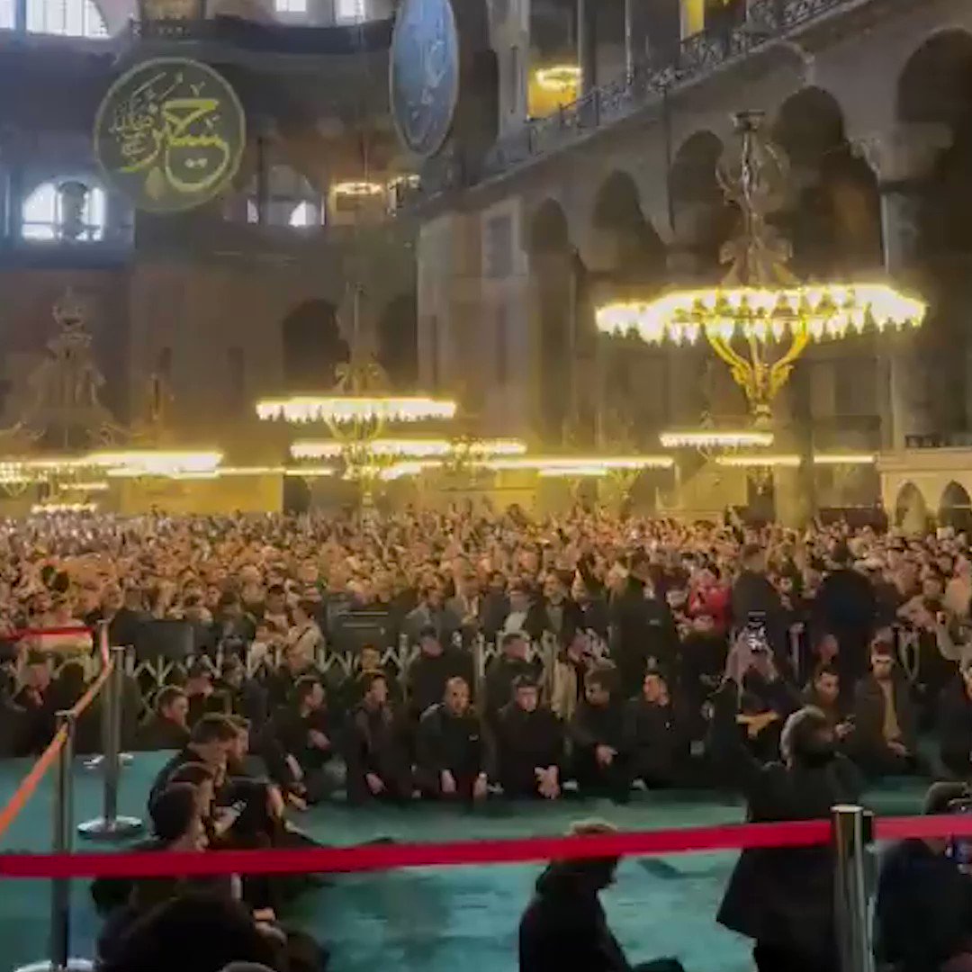 Sabah on Twitter: "Başkan Erdoğan'ın seçim öncesi son durağı olan Ayasofya-i Kebir Cami-i Şerifi doldu taştı. Tekbir seslerinin yükseldiği Ayasofya'da, vatandaşlar Başkan Erdoğan'ı bekliyor. https://t.co/3t3SkBDZUJ" / Twitter
