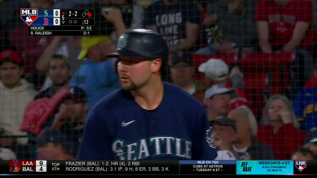 MLB Network on X: The Big Dumper with a BIG shot 🤯 Cal Raleigh goes  liftoff to right field as the @Mariners take a 2-0 lead! @Casamigos