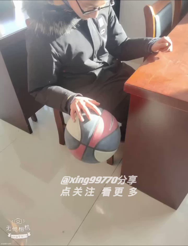 篮小弟弟球勾引初中生    