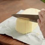 残りカスしか分けてもらえないけどいいよね？調理動画のASMRが軽快で気持ちいい!