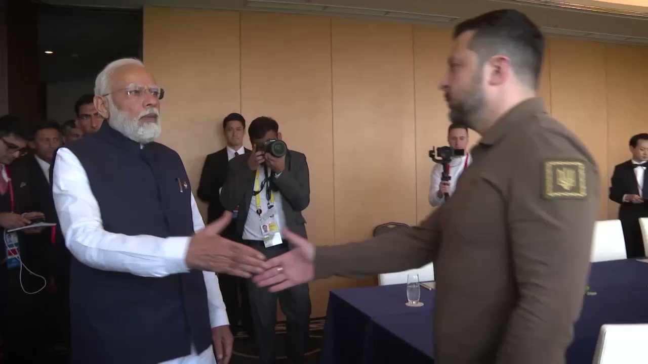 NEXTA on Twitter: "Volodymyr Zelenskyy met with Indian Prime Minister  Narendra Modi in Japan. https://t.co/MPO7fKNF8Y" / Twitter