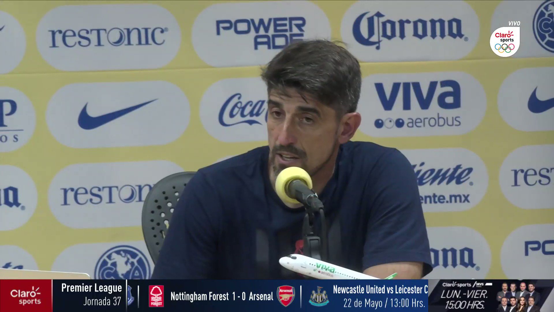 Claro Sports - ¡CON LA MENTE EN EL CLÁSICO TAPATÍO! 🔴⚪ Veljko Paunovic  decide no hablar sobre el supuesto interés del Almería y se concentra en su  partido contra el Atlas