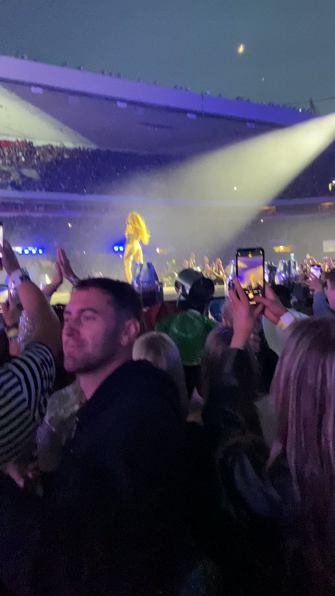 RENAISSANCE WORLD TOUR On Twitter RT RunItUpHotties Beyonc 