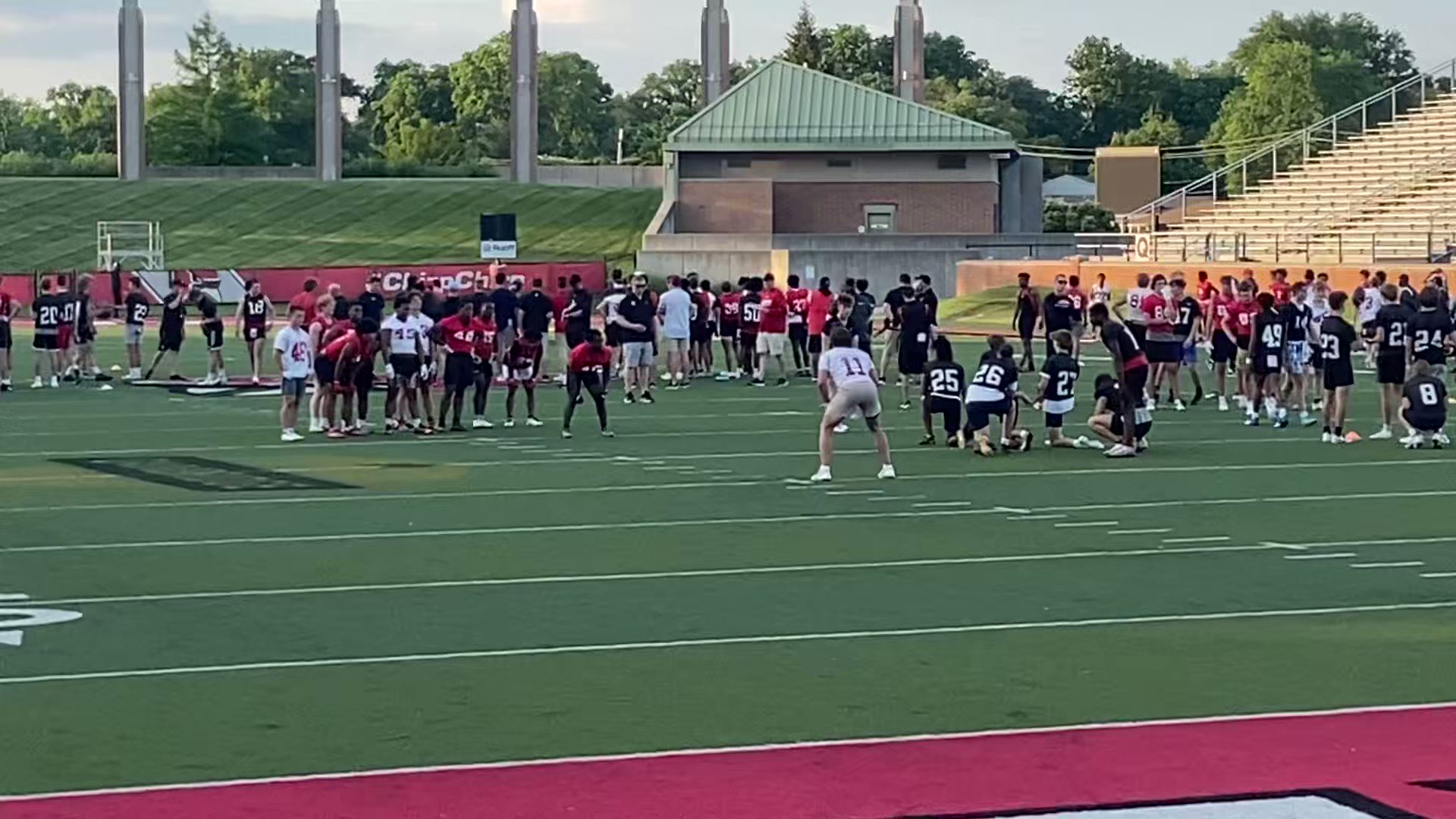 Naperville Central Football (OfficialNCHSFB) / Twitter