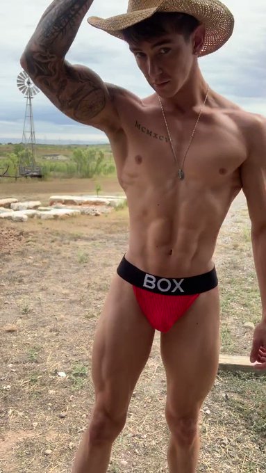 Howdy 🤠   50% off my OF today, get in quick 😉 https://t.co/KtoJjbEPCe