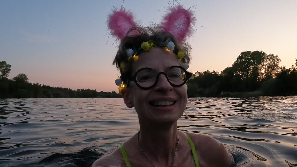 Dr Liz O Riordan On Twitter Strawberry Moon Swim Dr Liz O Riordan On Twitter Strawberry Moon Swim