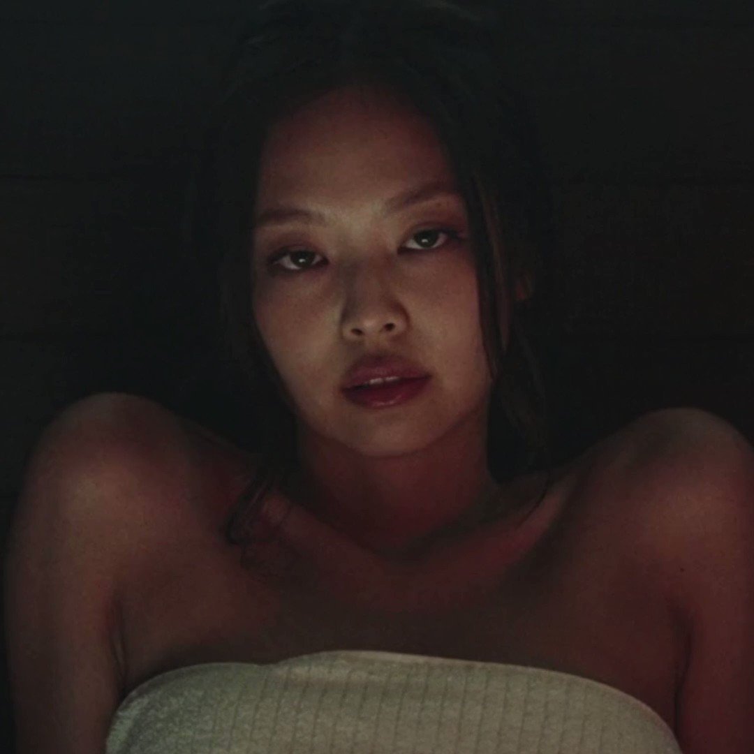 majú on Twitter: "RT @kpopsapphic:
