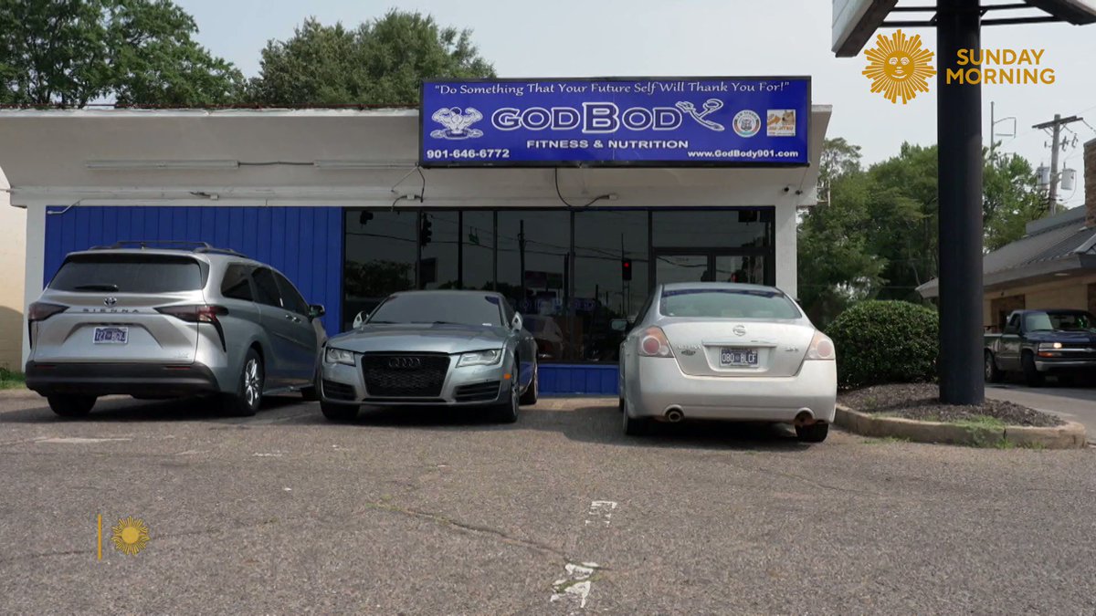 quirk e 💚💙 on Twitter "RT CBSSunday A few months ago, Memphis gym owner Roderick Duncan