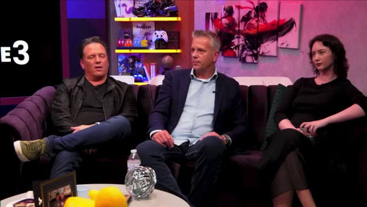 Tom Warren on X: Microsoft was the highest-rated publisher in 2021, according to Metacritic. Xbox Game Studios had an average rating of 87.4 last year, ahead of Sony on 81.3 and Humble
