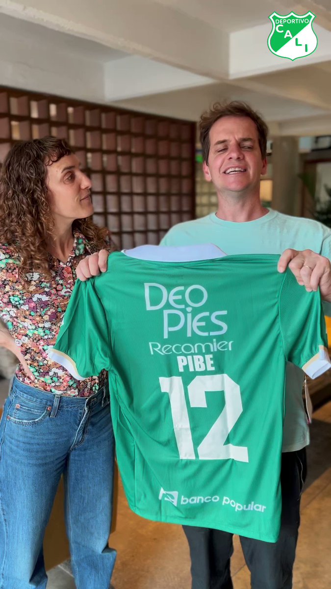 Deportivo Cali on Twitter "Uppss🤭🤭👋 Jero Freixas con la del decano del