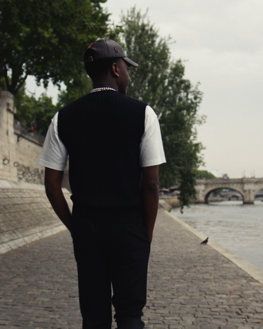 Louis Vuitton on X: Men's Spring-Summer 2024 Show. @MarcusRashford  attended @Pharrell's debut presentation on the iconic Pont Neuf Bridge in  Paris. Watch the full show at  #LVMenSS24 # LouisVuitton #PharrellWilliams