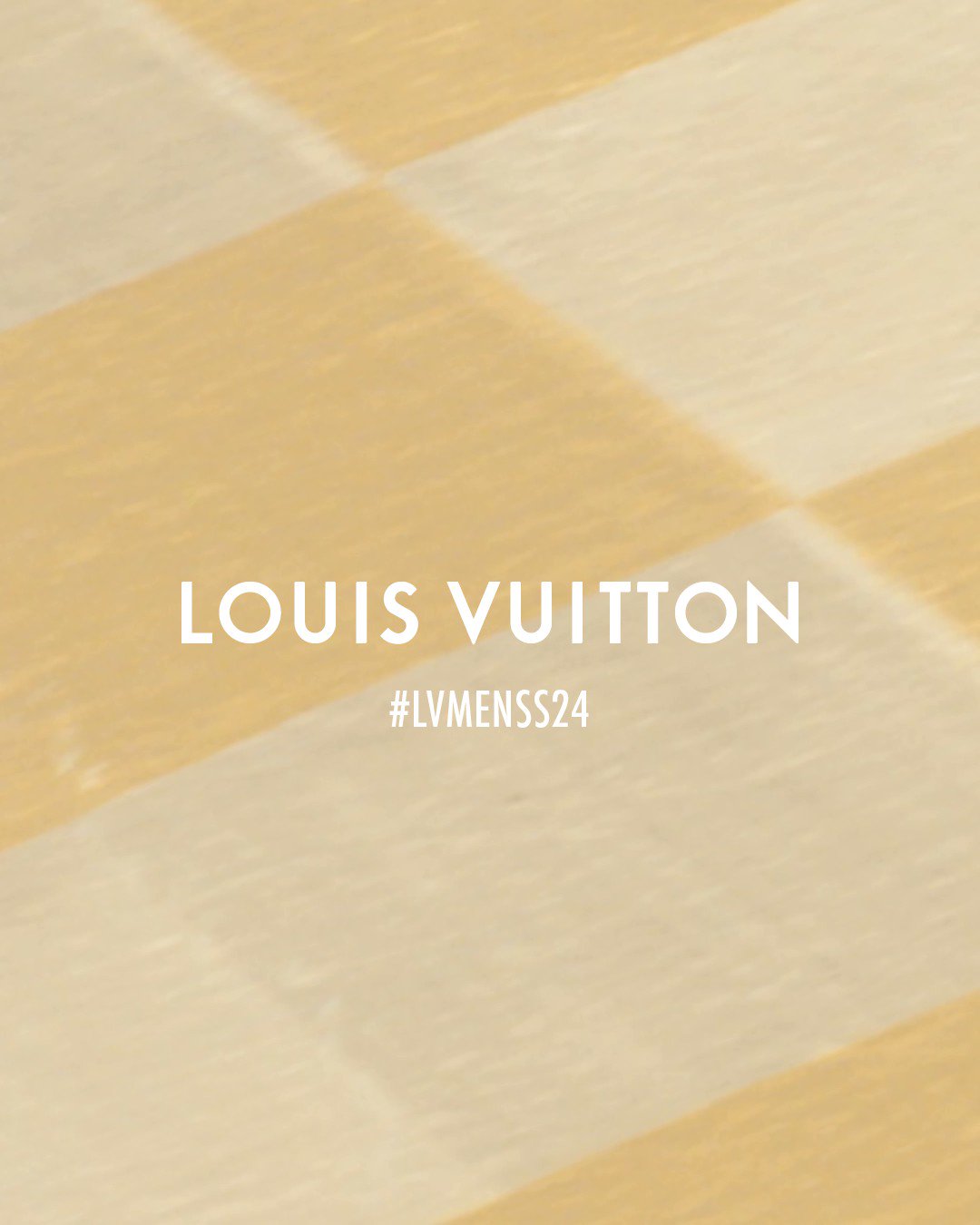 Louis Vuitton on X: #LVMenSS19 A prism. A bag from #LouisVuitton Men's  Spring-Summer 2019 Collection by @VirgilAbloh. Watch the show live tomorrow  here on Twitter and at   / X