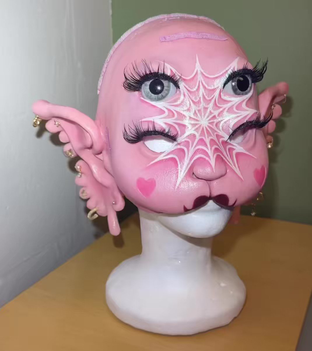 G' 🩸 on Twitter "RT melaniessource_ 𖤓 • Melanie Martinez’s spider