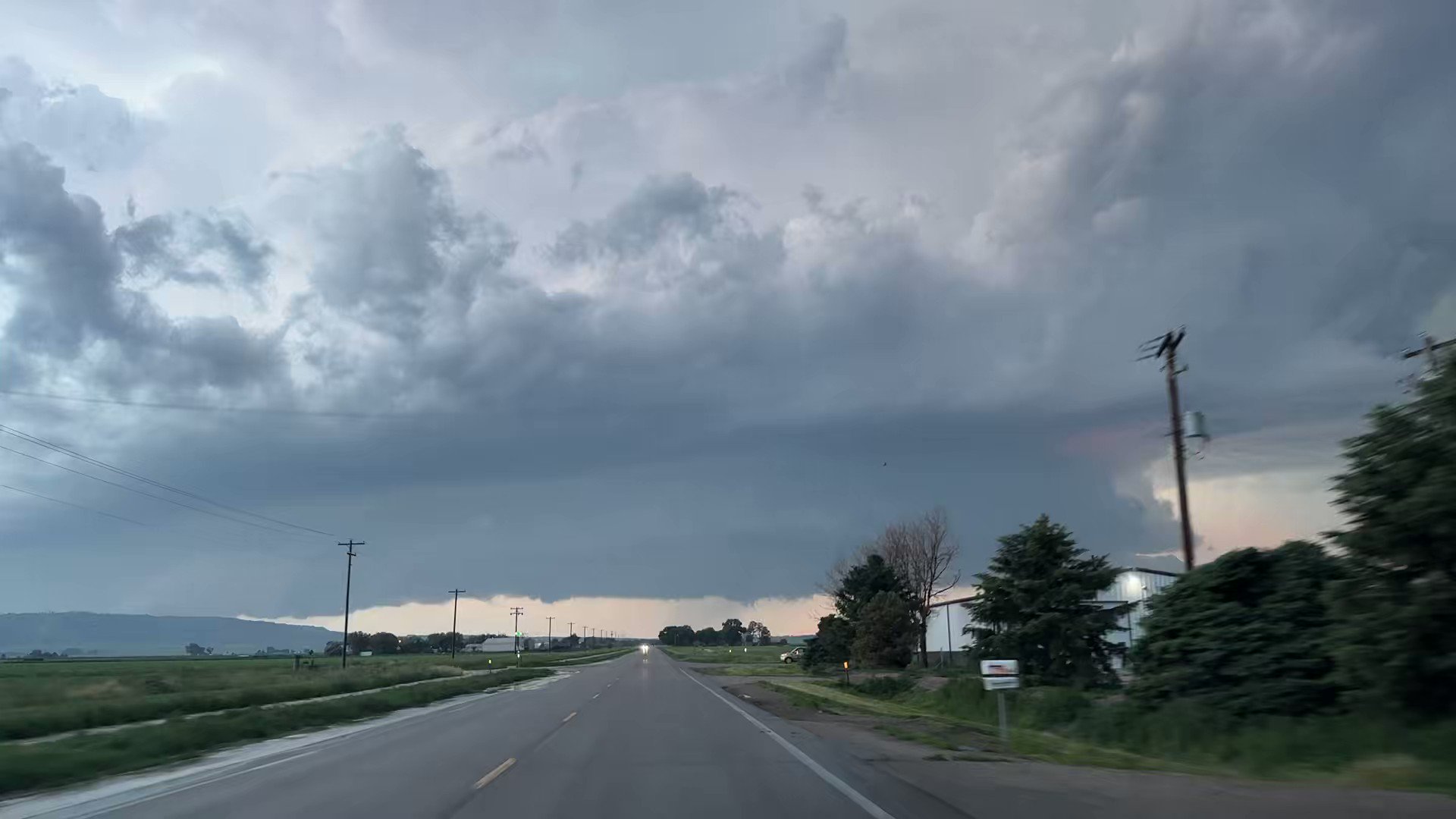 Reed Timmer, PhD on Twitter "Tornado warned supercell west of