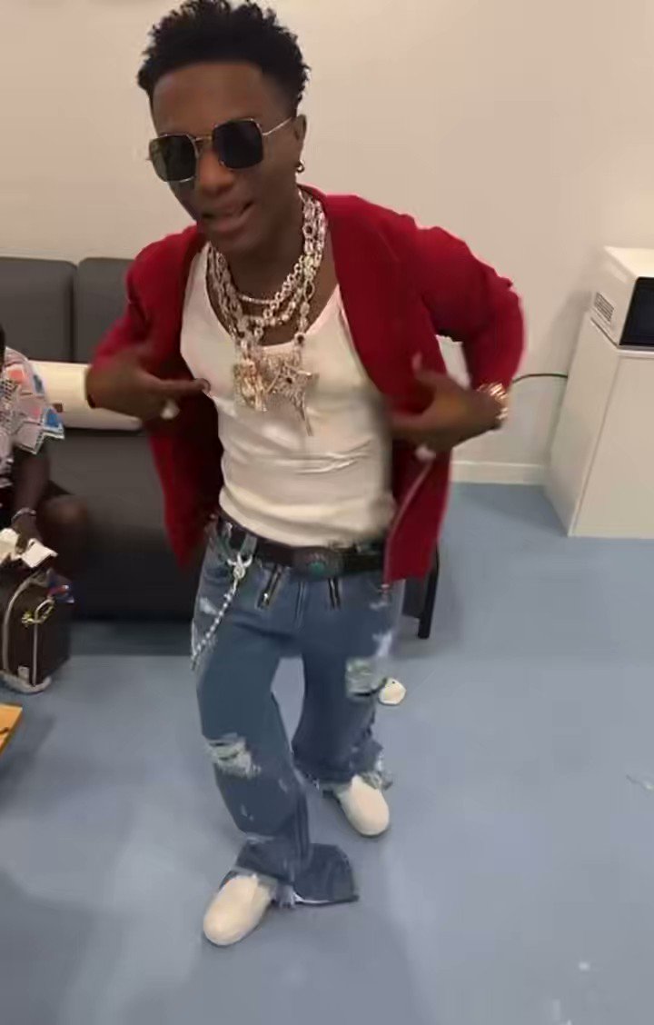 WIZKID WARDROBE on X: Big Wiz At Rolling Loud: Louis Vuitton