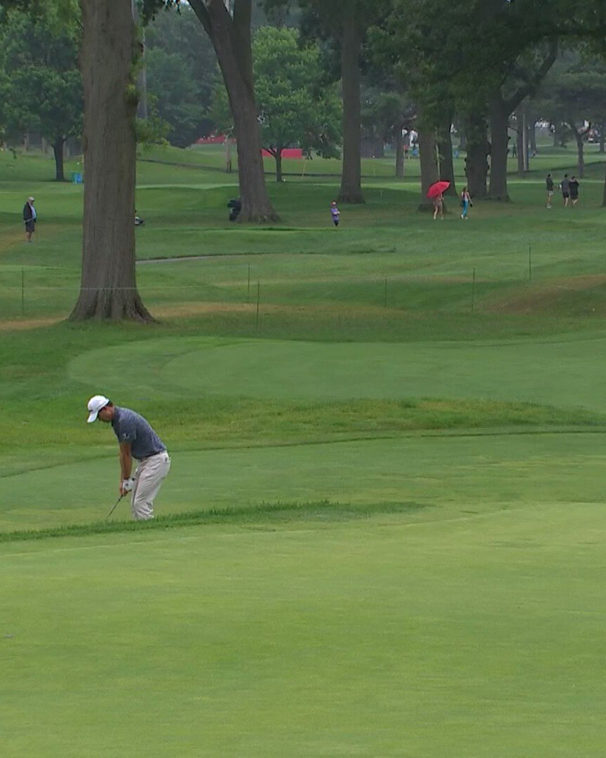 RT @PGATOUR: Eagle chip-in for @Collin_Morikawa!

He’s now just one back of the lead @RocketClassic. https://t.co/q8lRUArJ3w