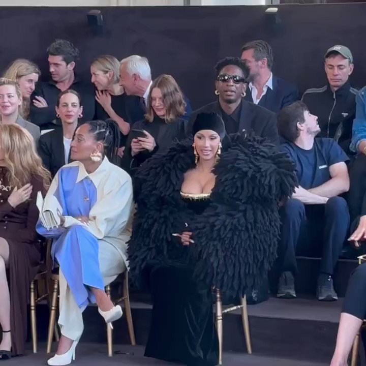 RT @kartierbardi: Cardi B seated front row next to Tracee Ellis Ross at the Schiaparelli Paris fashion week Show. https://t.co/UjLt81V3pR