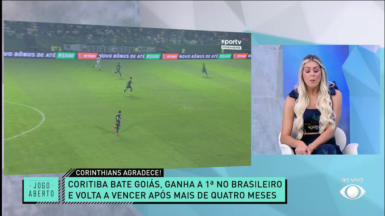 Palmeiras bate o Coritiba, volta a vencer após seis jogos e